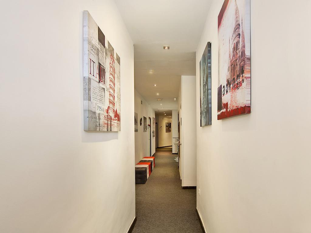 Hostal Gala Madrid Buitenkant foto